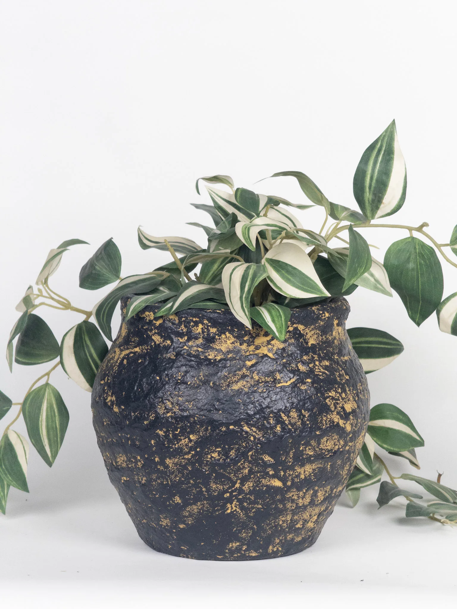 Classic Ceramic Planter — 5.5" Dia × 7" Height — Primary View