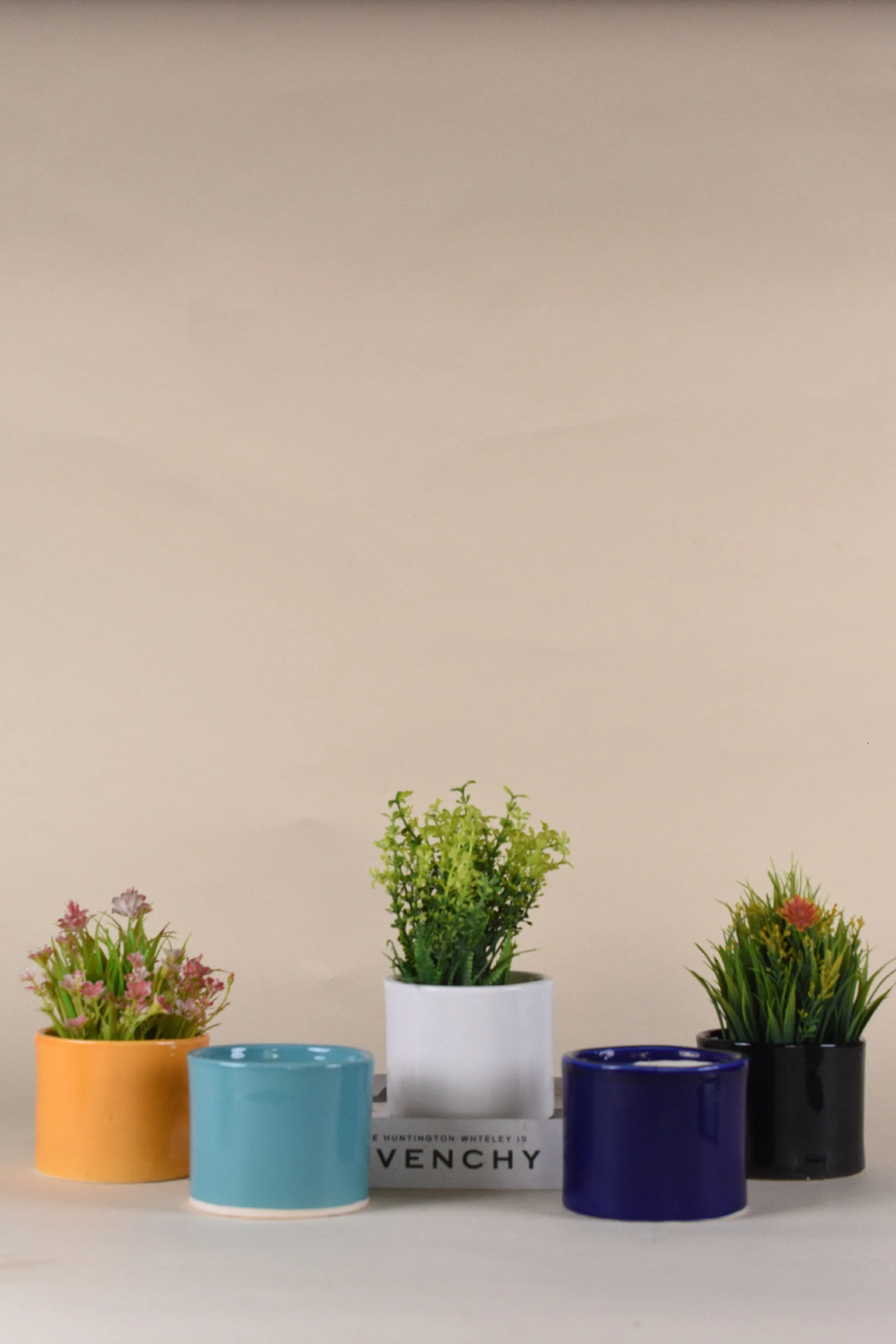 Classic Ceramic Planter — 8" Dia × 7" Height — Primary View