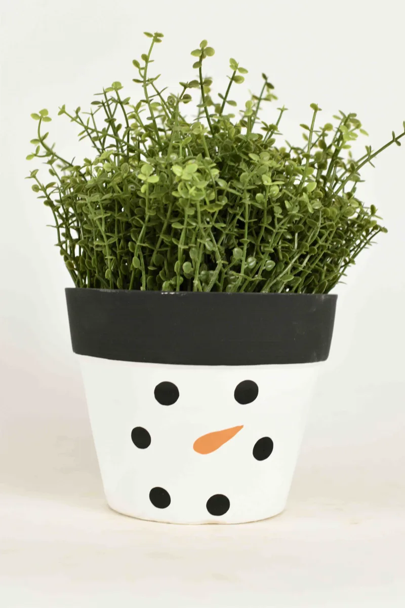 Classic Ceramic Planter — 5" Dia × 4" Height — Primary View