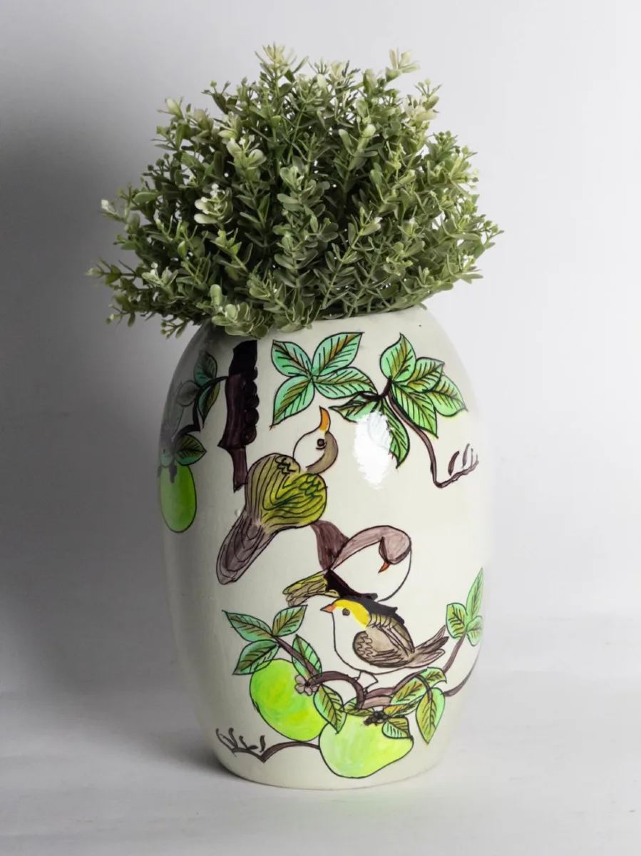 Classic Ceramic Planter — 9.5" Dia × 6.5" Height — Primary View