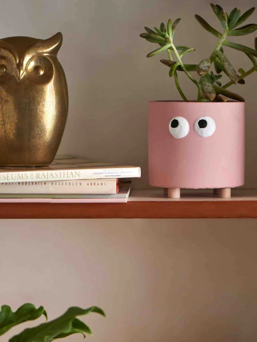 Classic Ceramic Planter — 7.5" Dia — Primary View