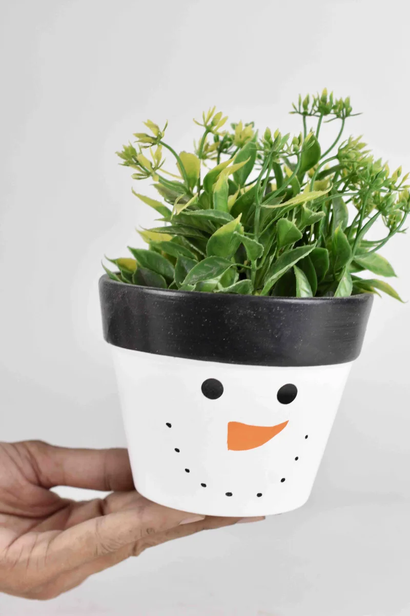 Classic Ceramic Planter — 7.5" Dia × 8" Height — Primary View