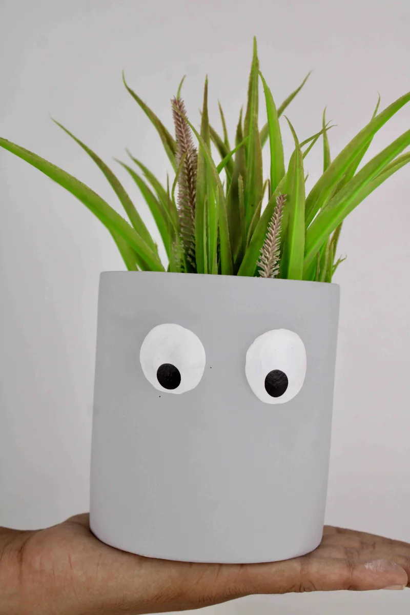 Classic Ceramic Planter — 9" Dia × 7" Height — Primary View
