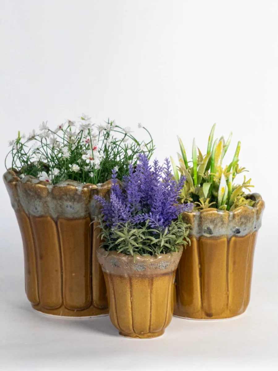 Classic Ceramic Planter — 10" Dia × 9" Height — Primary View