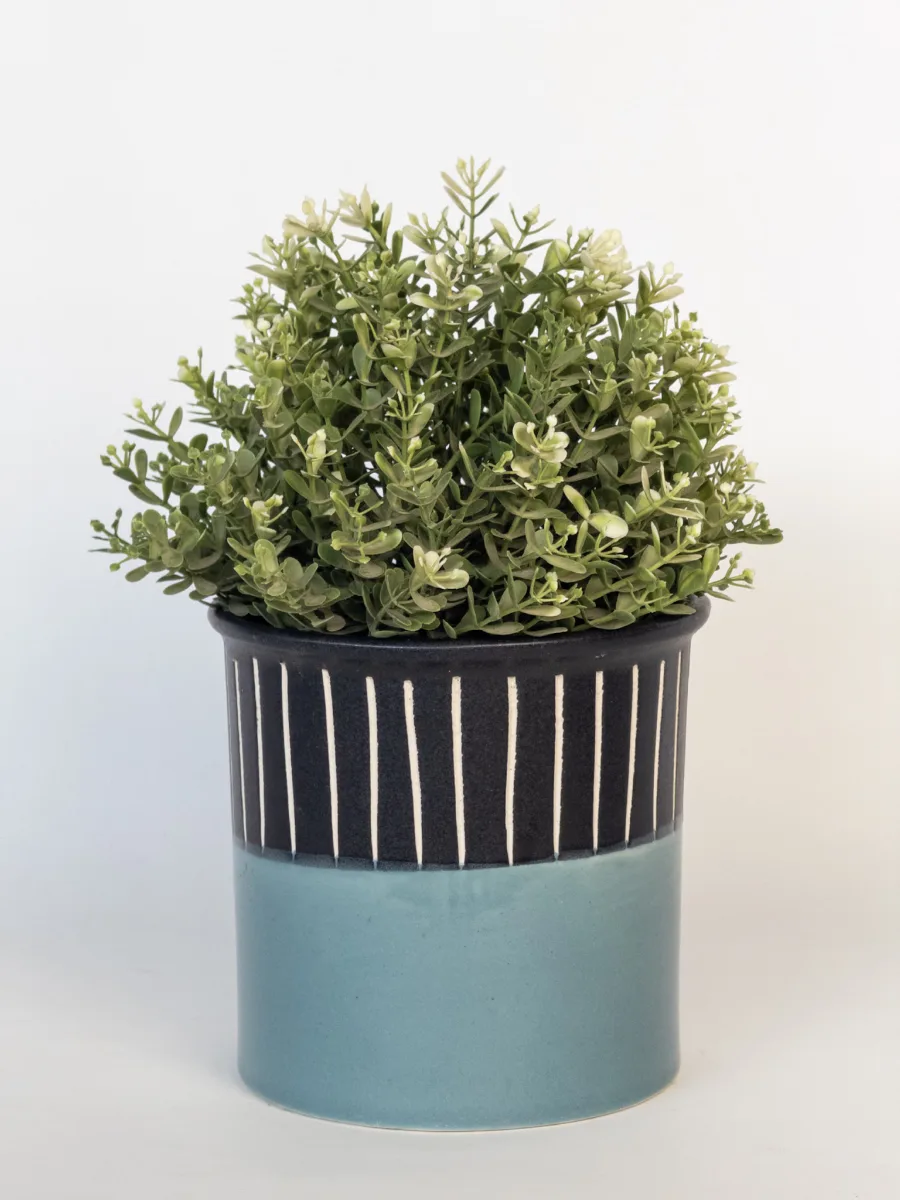Classic Ceramic Planter — 8" Dia × 4" Height — Primary View