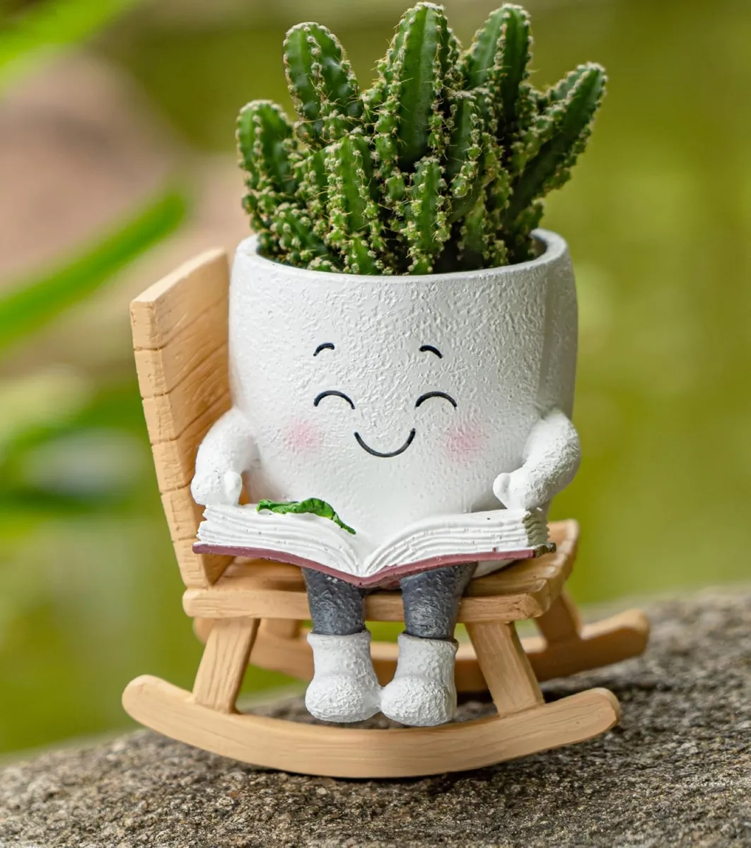 Classic Resin Planter — Primary View
