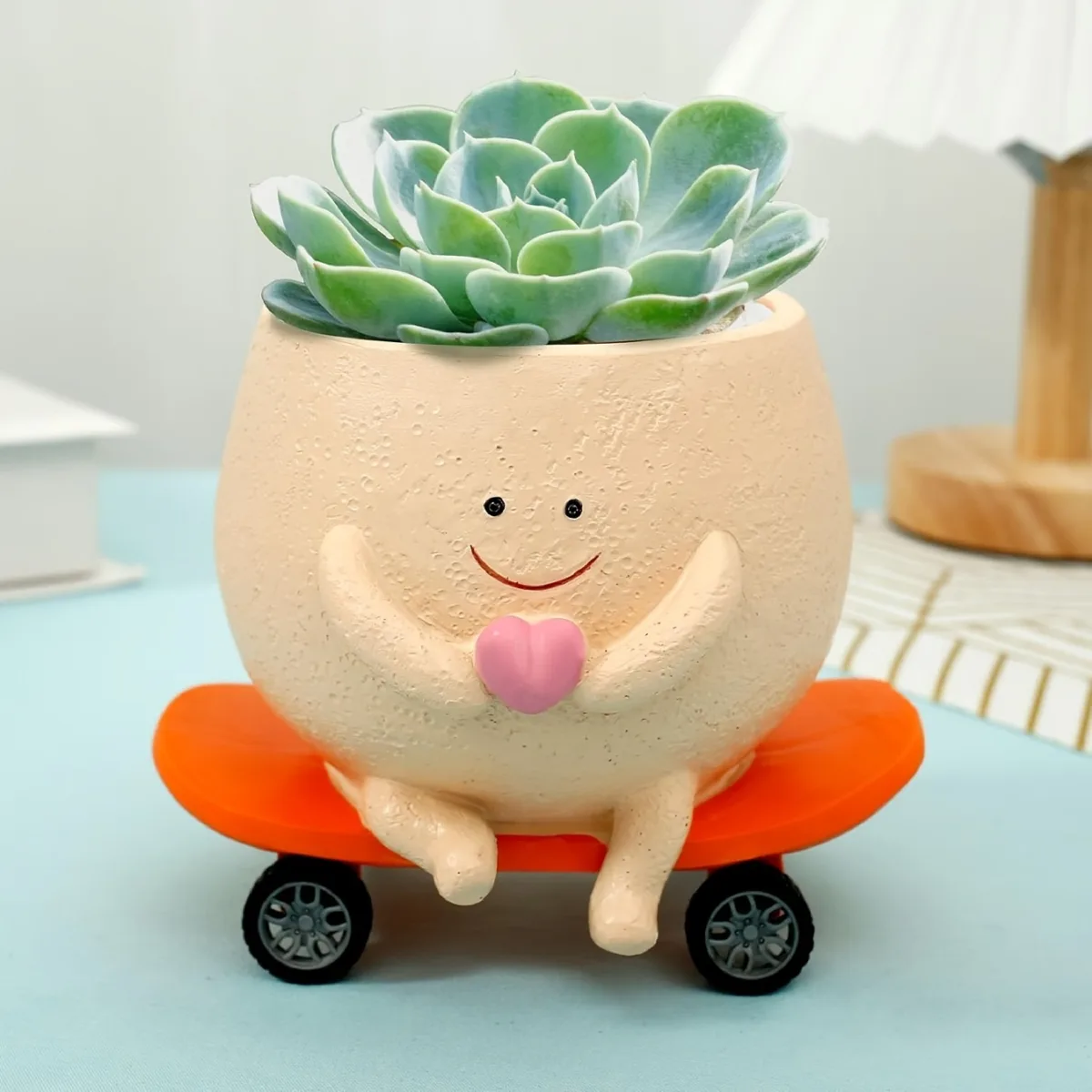 Classic Resin Planter — 7.5" Dia × 4" Height — Primary View