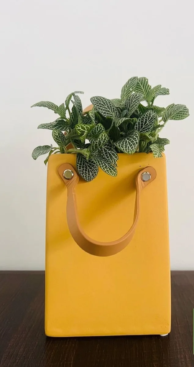 Classic Resin Planter — 5" Dia × 6.5" Height — Primary View