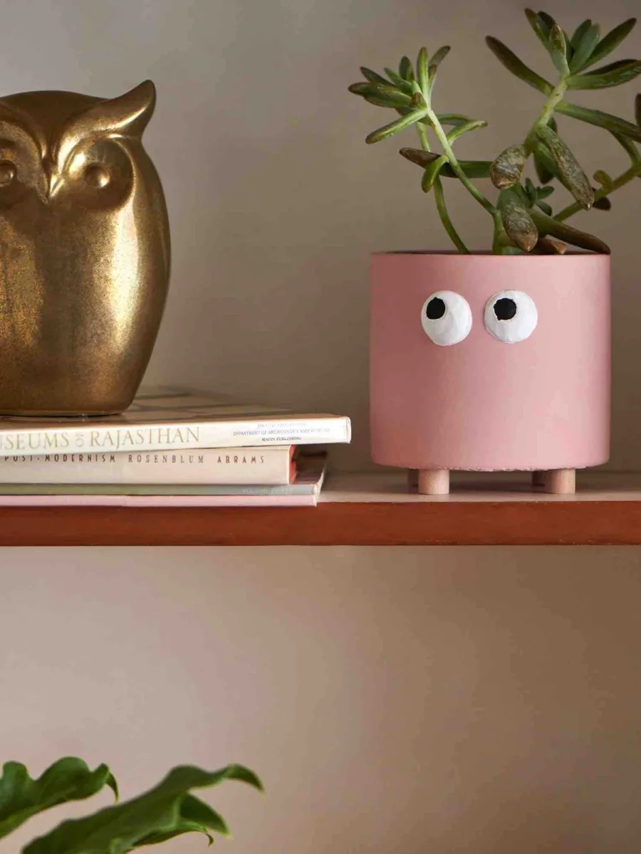 Classic Ceramic Planter — 9" Dia × 3.5" Height — Primary View