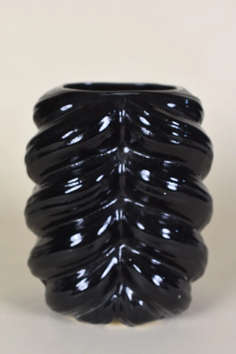 Classic Ceramic Planter — 7" Dia × 5.5" Height — Primary View