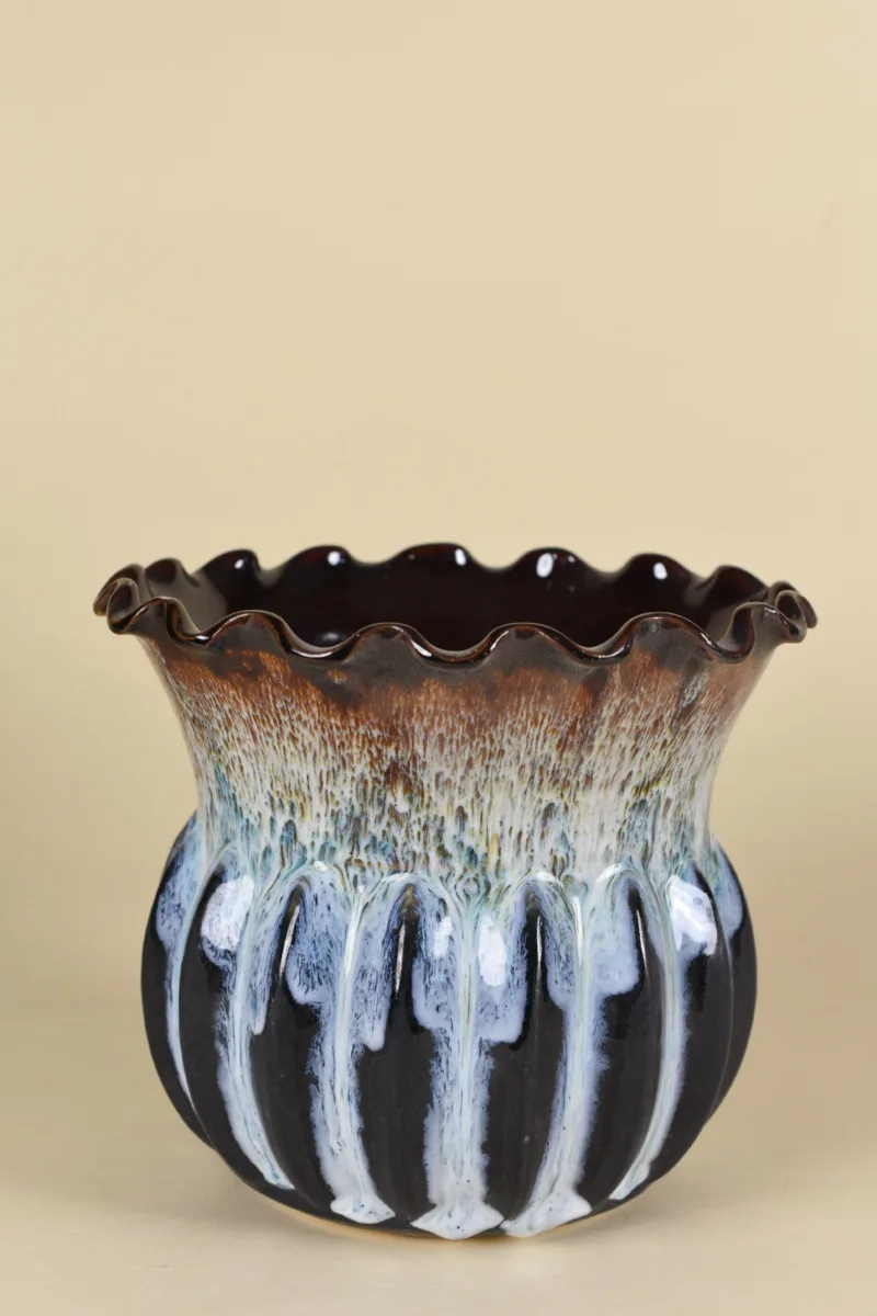 Classic Ceramic Planter — 7.5" Dia × 8.5" Height — Primary View