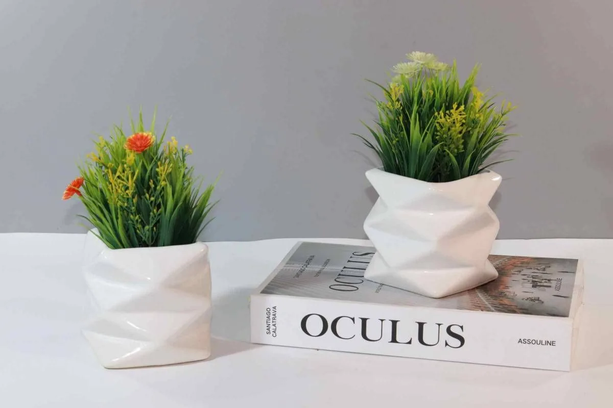 Classic Ceramic Planter — 5.5" Dia × 5" Height — Primary View