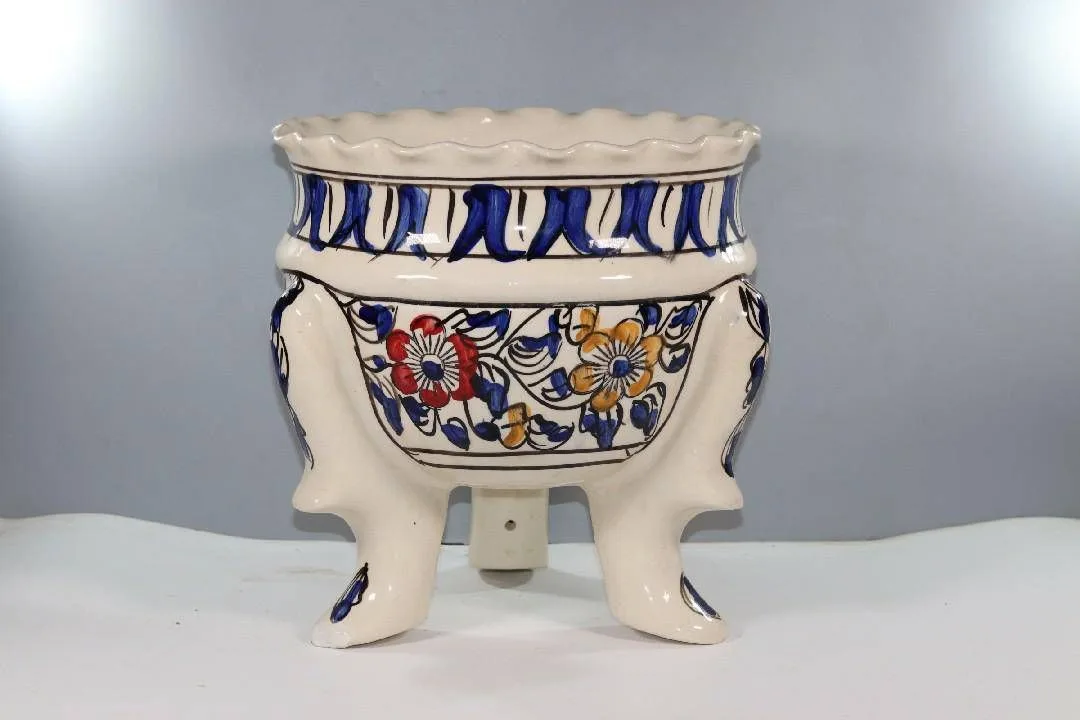 Classic Ceramic Planter — 5" Dia × 4" Height — Primary View
